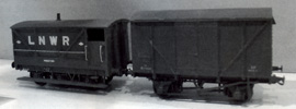 Крытый товарный и бригадный трёхосный вагоны Британских ж.д. 3mmSMR Society, Великобритания. Выпускается с 1965 г. по н.в. Колея 14,2 мм.