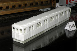 Кадр 3. Модель (корпус) электровагона метрополитена типа Ем со стороны, противоположной кабине.