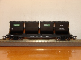 Четырёхосный вагон из набора 3808