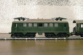 Фото 3. Модель австрийского электровоза серии 181.