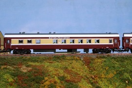 Кадр 4. Модель вагона-ресторана в составе поезда 