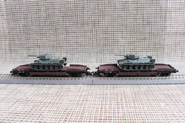 Кадр 4. Модели платформ с установленными на них танками Т-34.